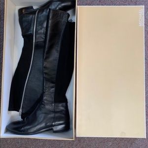 Flat boots by MICHAEL Michael Kors